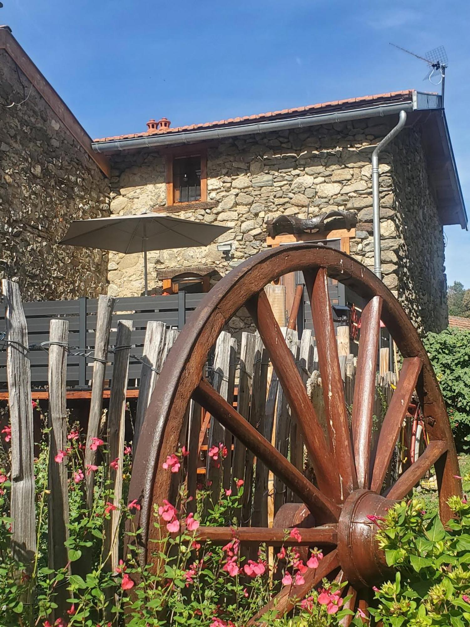 Gite La Grangette De Pauline Mercus-Garrabet المظهر الخارجي الصورة